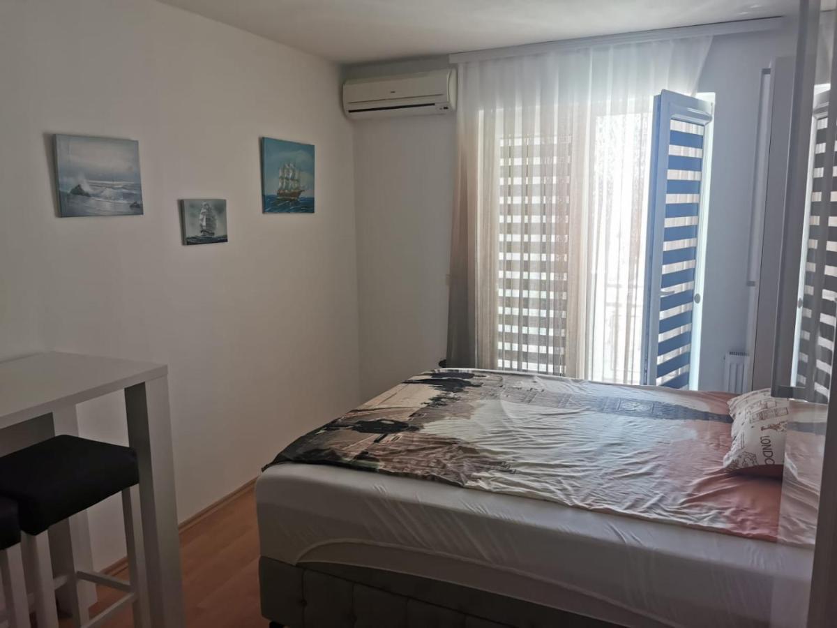 Apartments Ivi Vir Ngoại thất bức ảnh