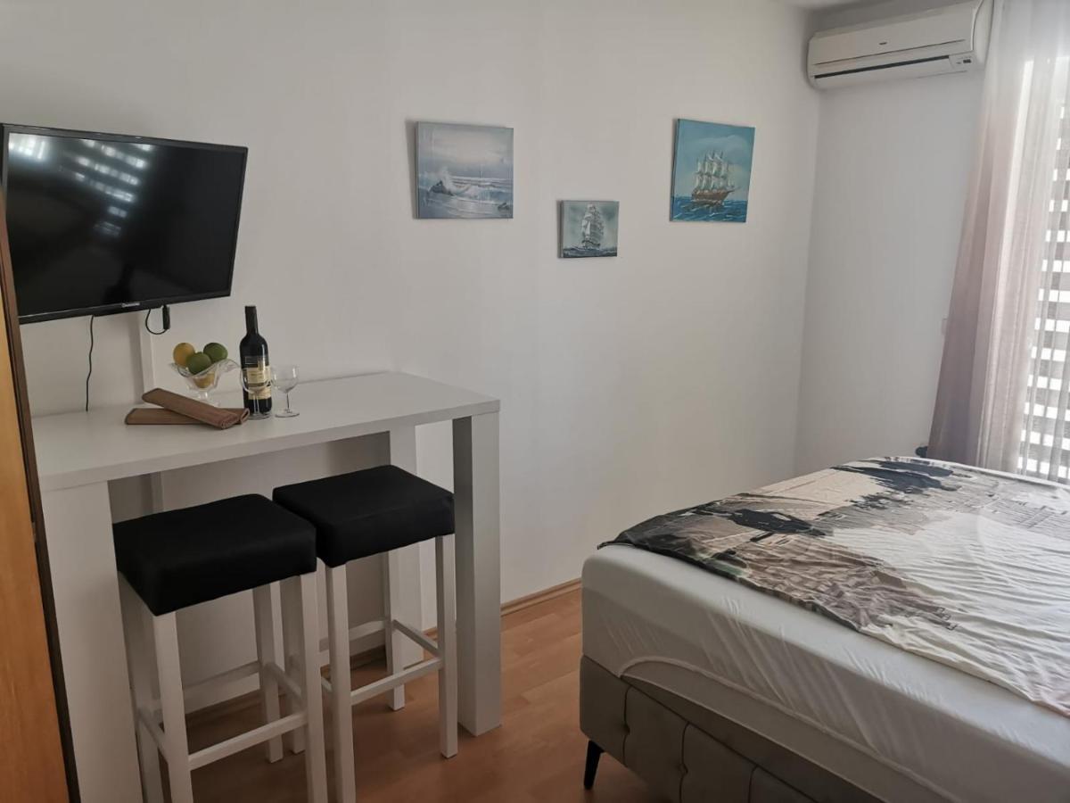 Apartments Ivi Vir Ngoại thất bức ảnh