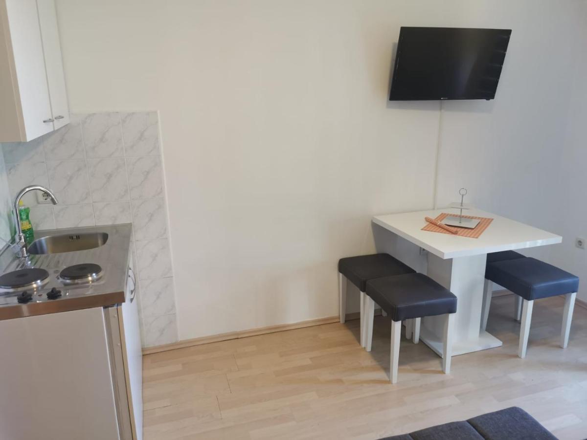 Apartments Ivi Vir Ngoại thất bức ảnh