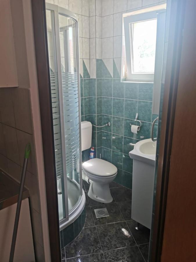 Apartments Ivi Vir Ngoại thất bức ảnh