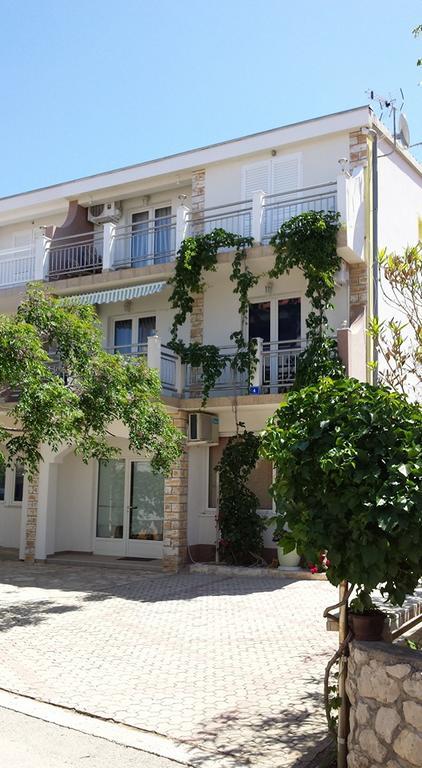 Apartments Ivi Vir Ngoại thất bức ảnh