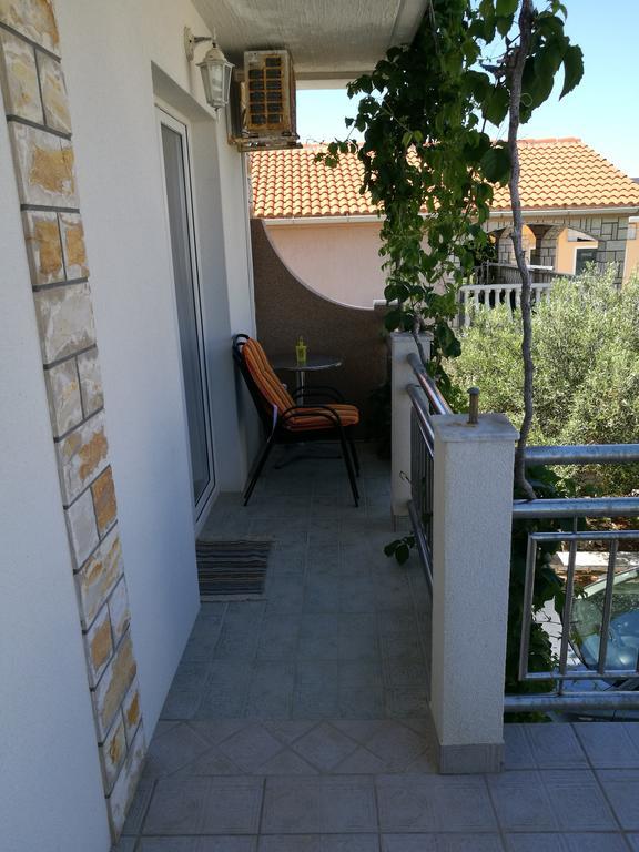 Apartments Ivi Vir Ngoại thất bức ảnh
